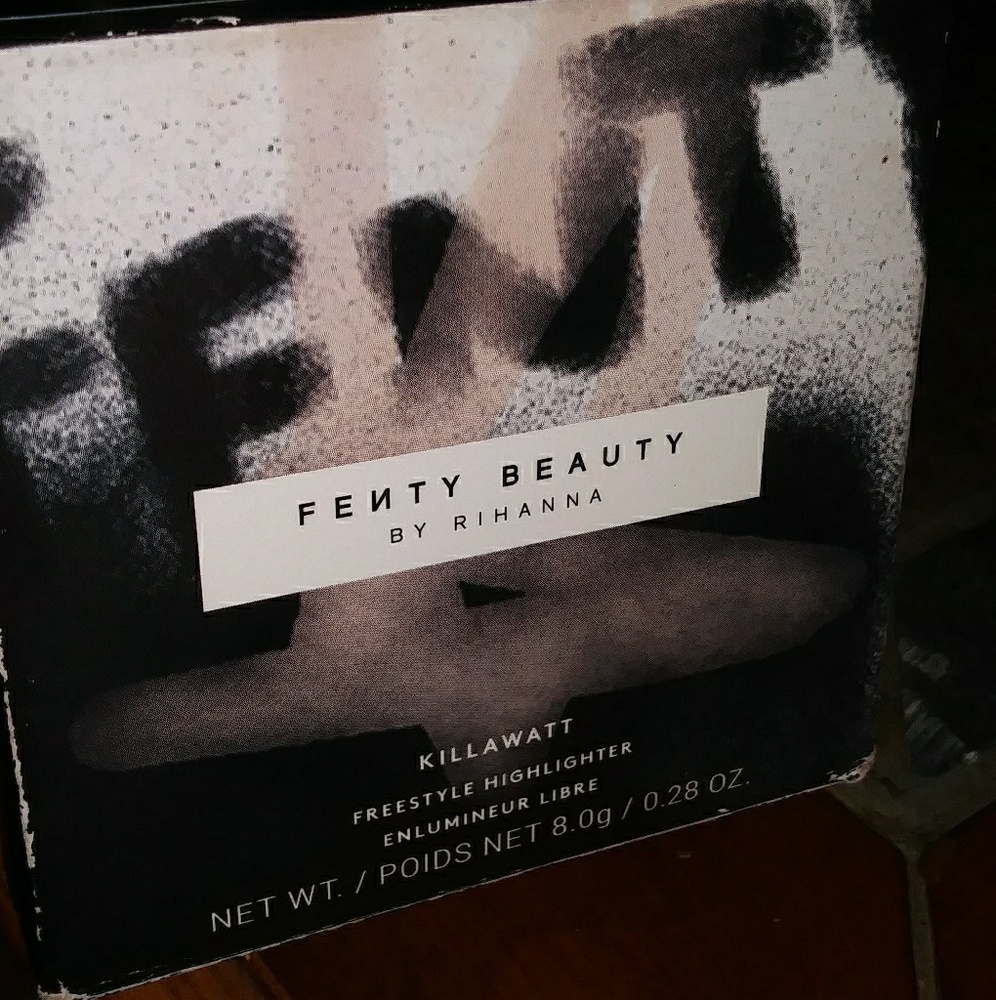 Fenty Beauty highlighter